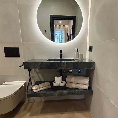 Gasthof Central Suites Santander 3*
